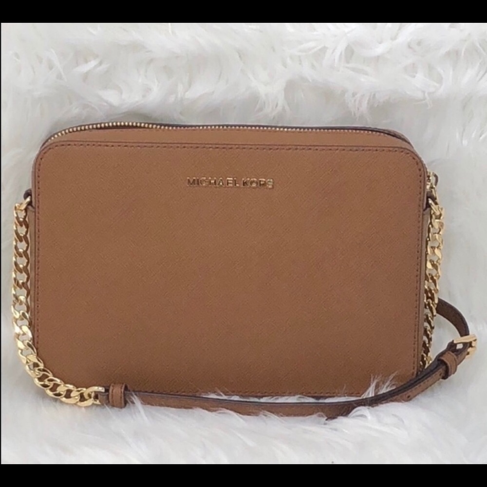 💕💕NWT Michael Kors Jet Set crossbody - Picture 6 of 6